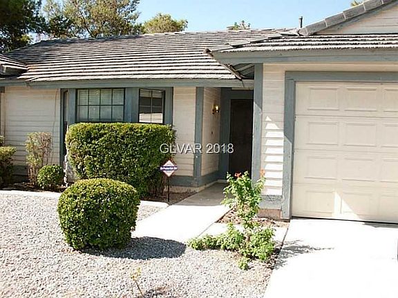 3rd image of 6225 Dorchester Cir