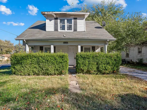 2146 N Roosevelt Avenue, Springfield, MO 65803