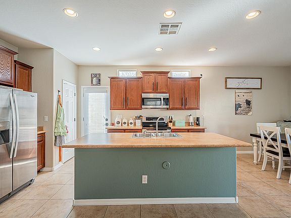 2nd image of 7322 W Aurelius Ave