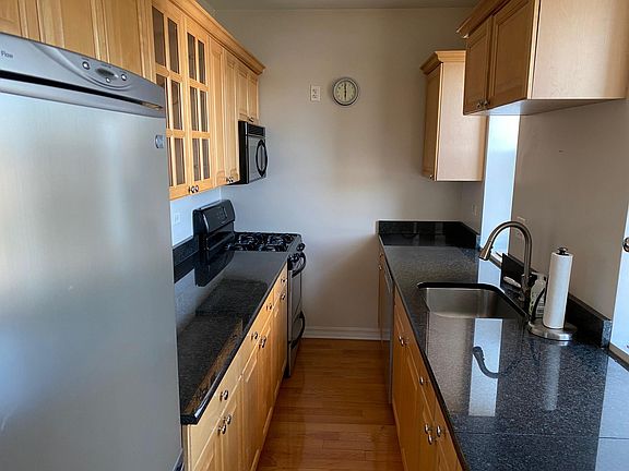 2nd image of 2649 N Kedzie Ave APT 4G