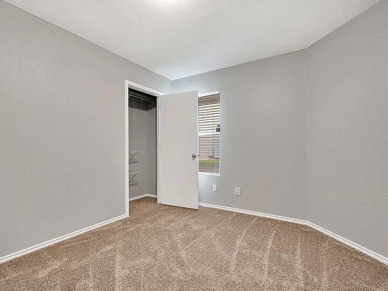 3514 Alamo Greens — Photo 11