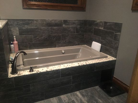 Master bath, air jetted