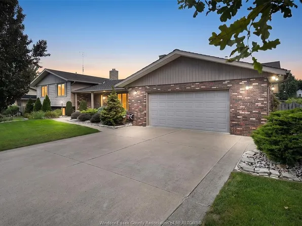 1528 Ravine Line Rd, Kingsville, ON N9Y 2W9
