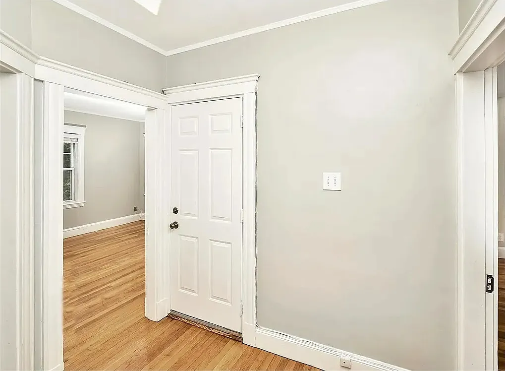 3 bed, 1260 sqft, $2,975 — Photo 4