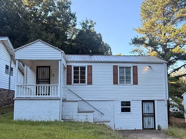 1303 9th Ave, Midfield, AL 35228