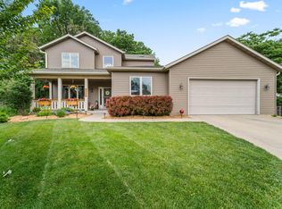 1035 Vermont Ct, Ames, IA 50014