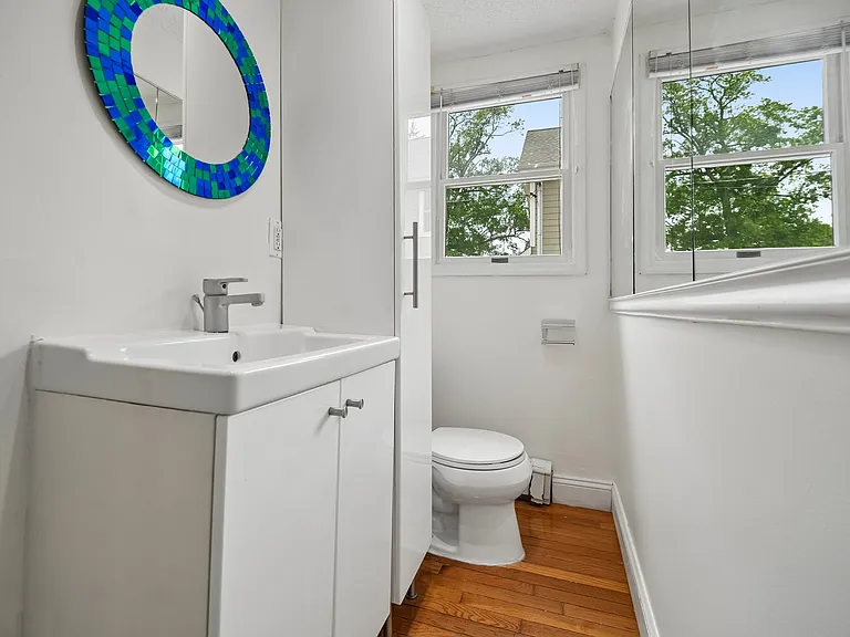 66 W Hobart Gap Rd — Photo 10