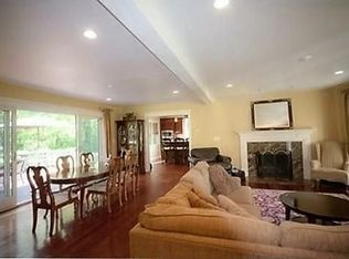790 Horseneck Rd, Dartmouth, MA 02748