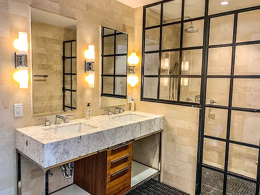 Rented by R New York | media 17