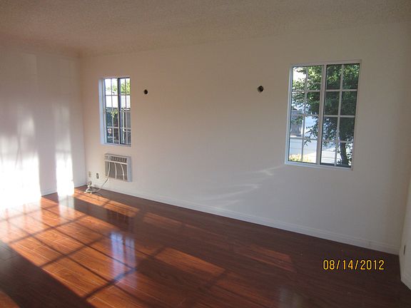 4th image of 1906 N Ditman Ave