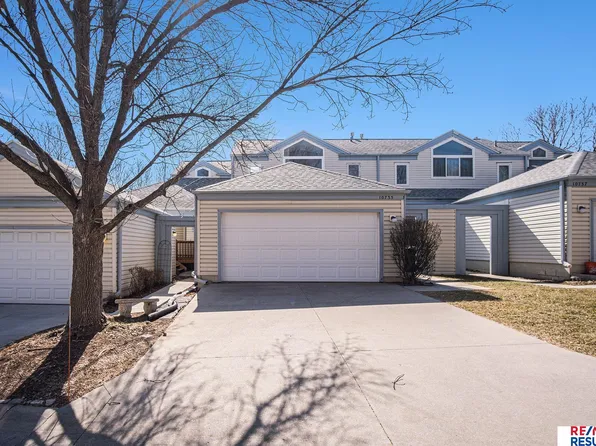 10735 Berry Plz, Omaha, NE 68127
