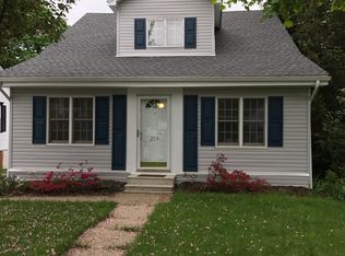 219 S Highland Rd, Springfield, PA 19064