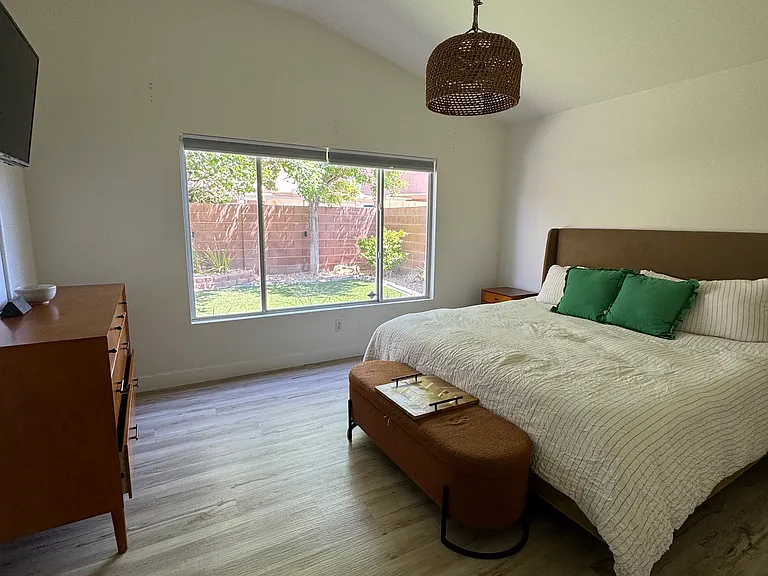 5554 Merriweather Dr — Photo 26