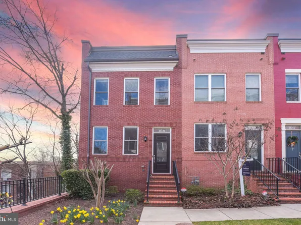 3021 Chancellors Way NE, Washington, DC 20017