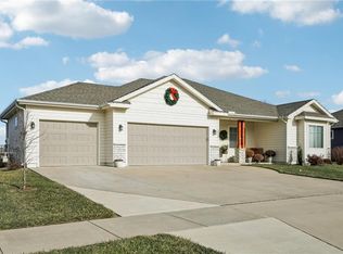 1219 W Adam Ct, Ottawa, KS 66067