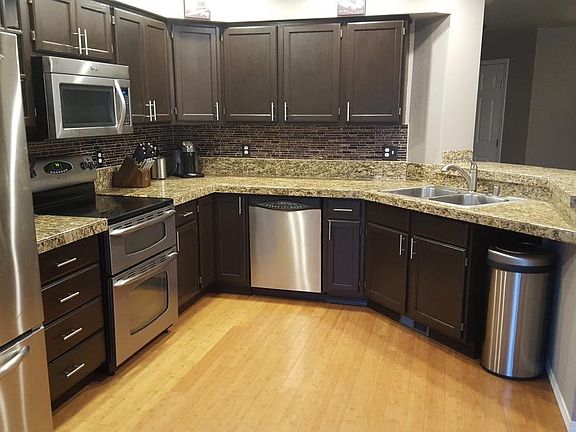 5th image of 8137 Westcott Ln SE