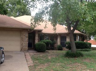 7525 Jamie Renee Ln, North Richland Hills, TX 76182