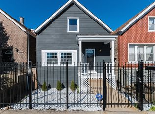 3322 S Oakley Ave, Chicago, IL 60608
