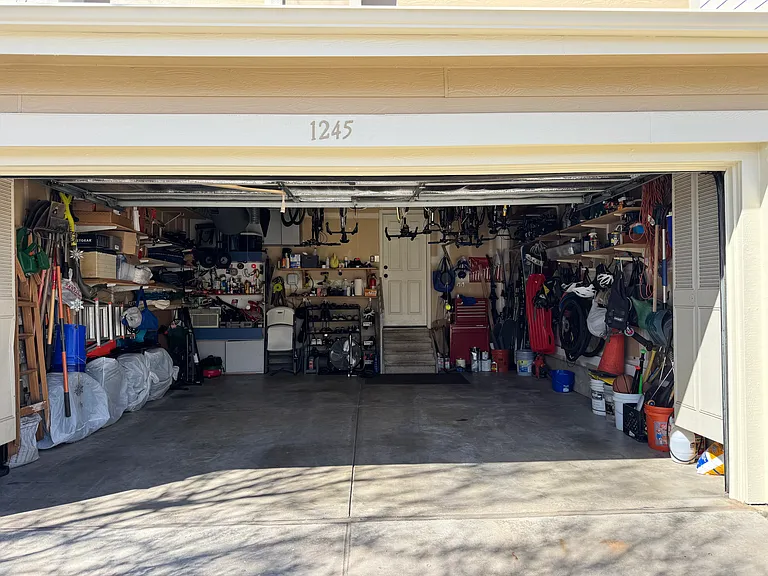 1245 S Chester Ct — Photo 28