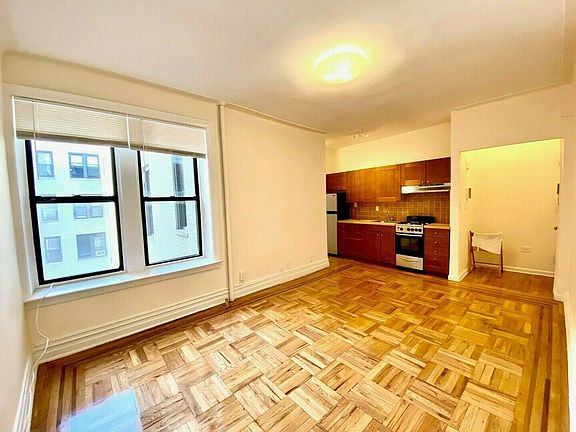 2nd image of 8735 Bay Pkwy #4A