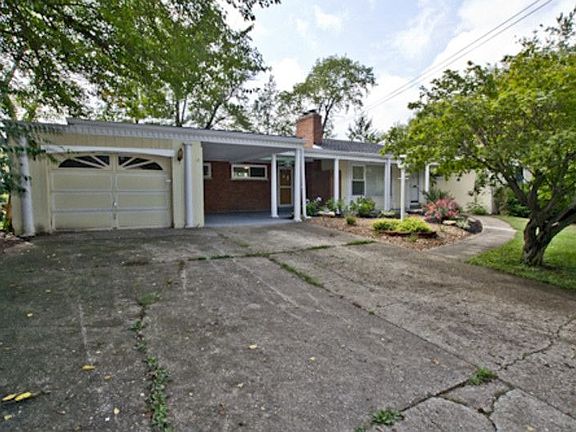 4th image of 17 Carran Dr