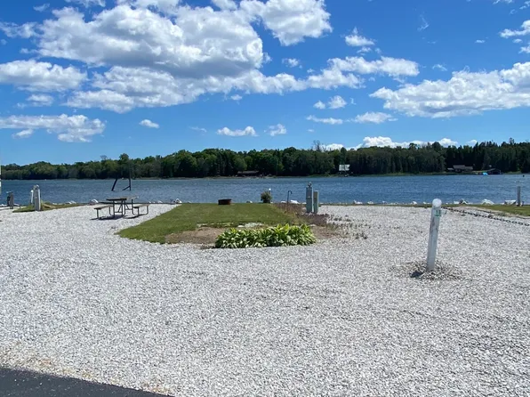 18 S Sunrise Point, Cedarville, MI 49719
