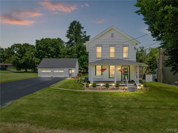 5303 Wilcox Rd, Whitesboro, NY 13492