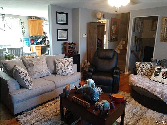 3rd image of 7371 Tomwood Dr