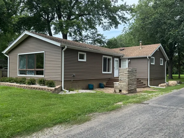 28542 S Walleye Ln, Wilmington, IL 60481