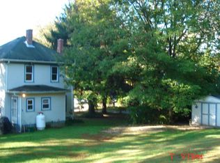 46 Highland Ave, Coventry, RI 02816