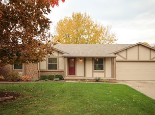 24530 Riverview Ln, Novi, MI 48374