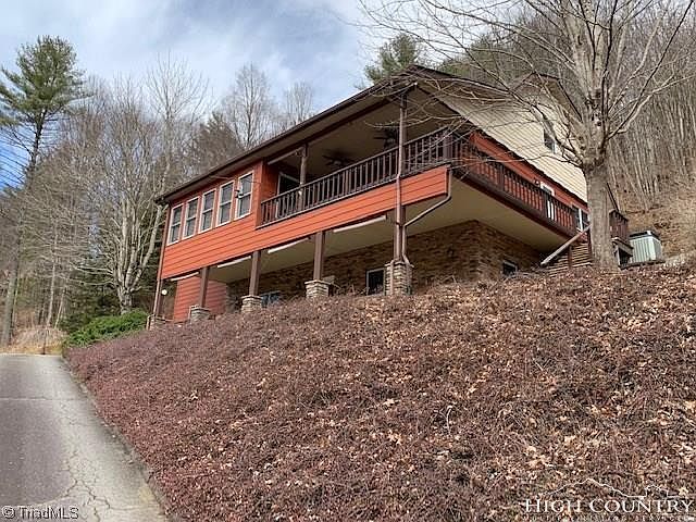 1st image of 720 River Front Dr