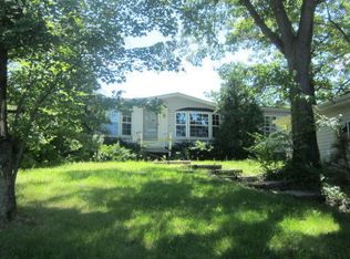 59287 Lakeshore Dr, Colon, MI 49040