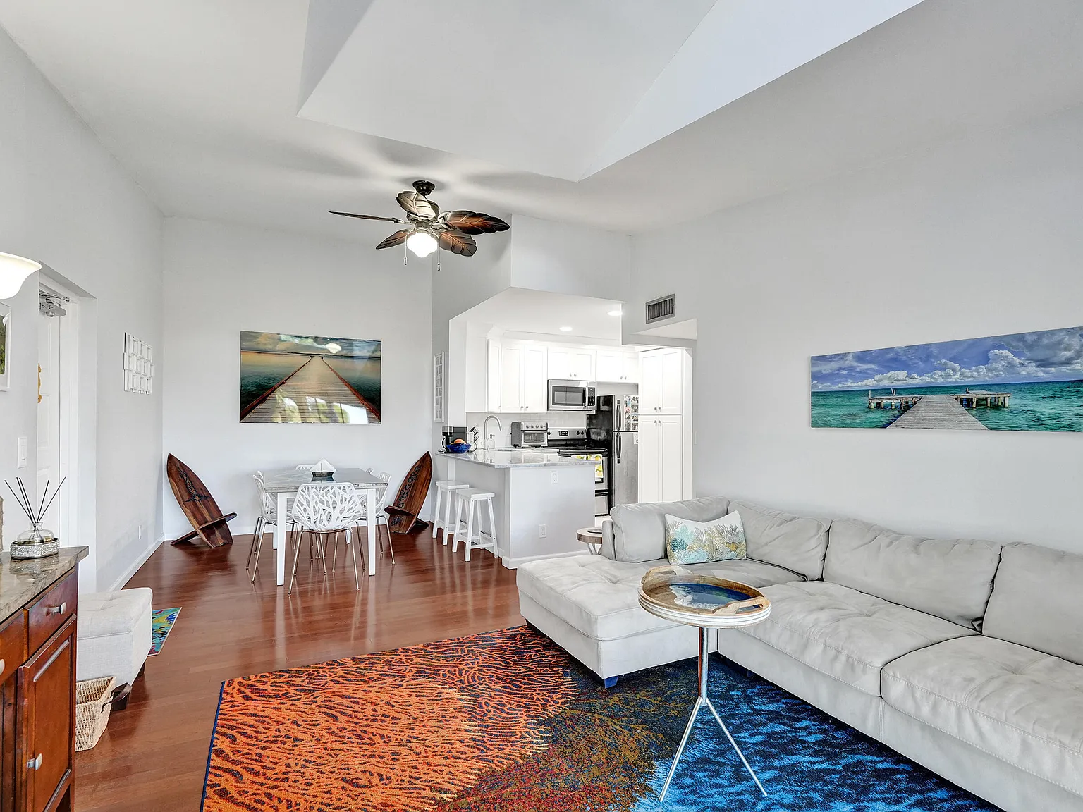2 bed, 2.0 bath, 1064 sqft, $2,200 — Photo 3