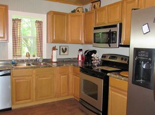 304 West Dr, Center, TX 75974