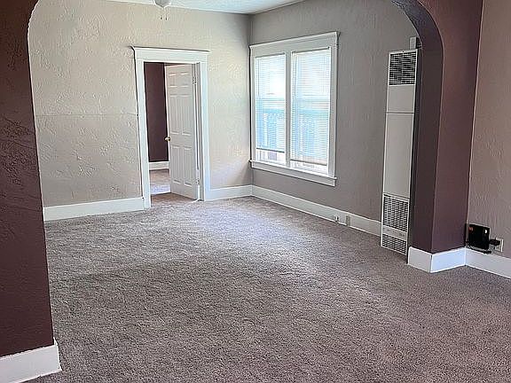 3rd image of 511 S Cushman Ave APT A