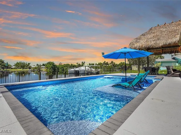 1315 Thompson St, North Fort Myers, FL 33903