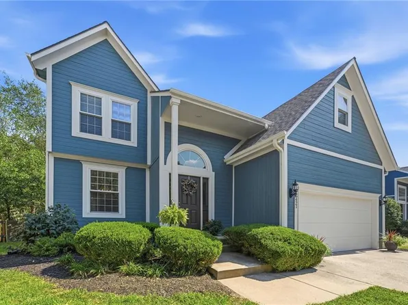 15421 S Alcan St, Olathe, KS 66062