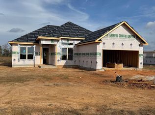 207 Farmland Cir, Perry, GA 31069