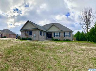 651 Berry Hill Ln, Arab, AL 35016