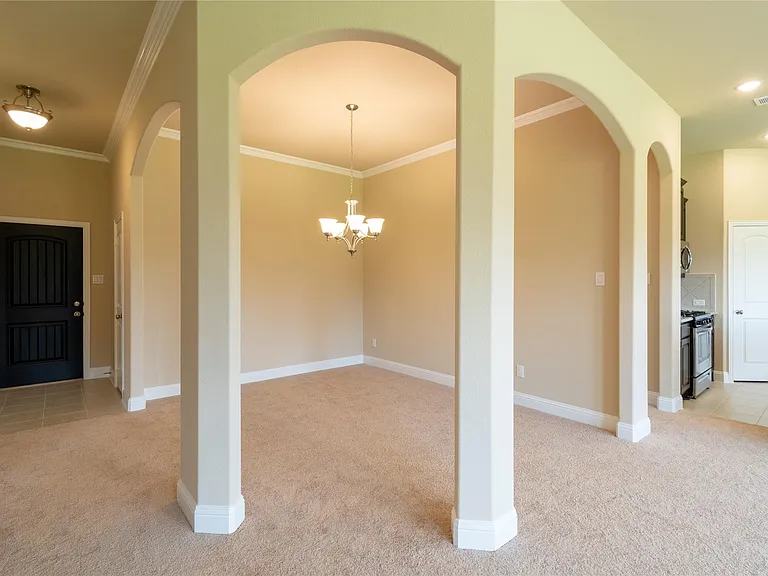 3014 Bobcat Dr — Photo 6