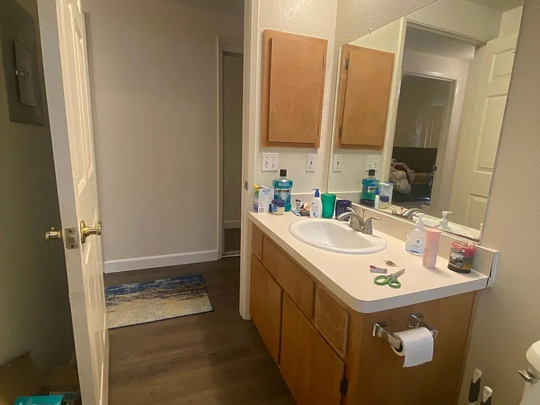 645 Adams St #1 — Photo 10