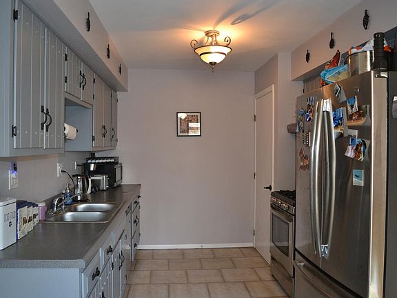 4th image of 1113 Manchester Ct Unit 1113