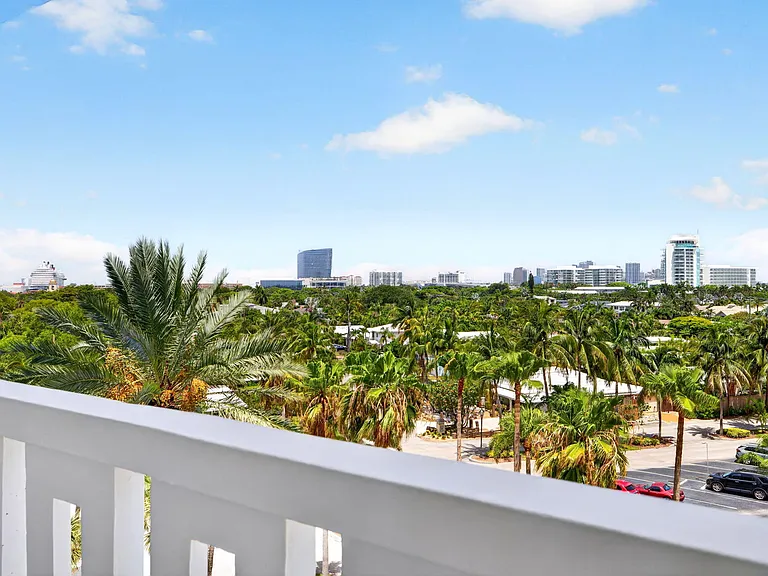 2000 S Ocean Dr #608 — Photo 39