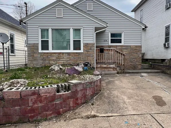 104 Summit Ct, Clarksburg, WV 26301