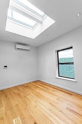 3rd image of 915 Saint Johns Pl #442