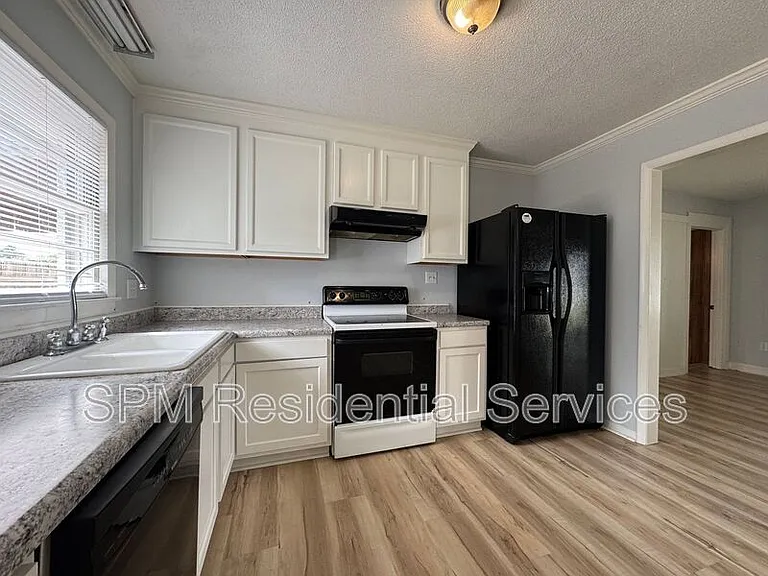 331 Forest Park Rd — Photo 5