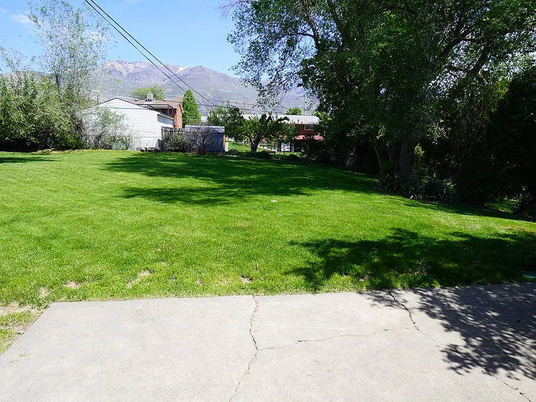 Duplex @ 4162 Porter Ave, South Ogden — Photo 6