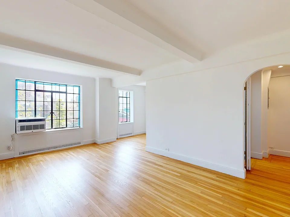1 Christopher St #5E