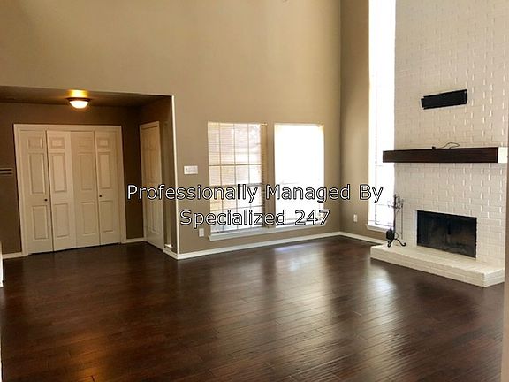 5th image of 6217 Bellaire Dr S